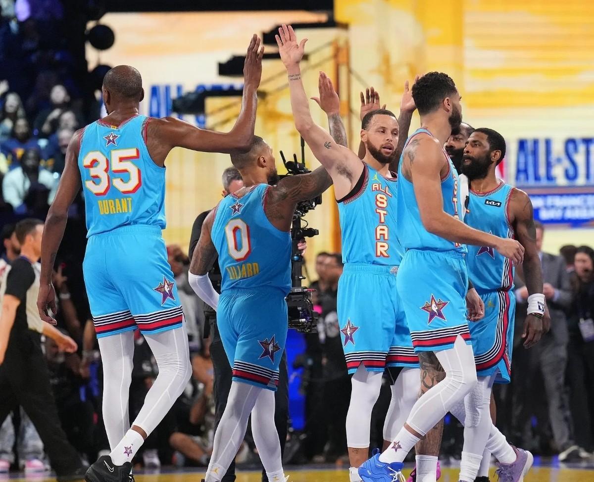 九游体育-战术调整引发热议！，杜兰特在TES比赛中领先优势明显引发球迷热议的简单介绍