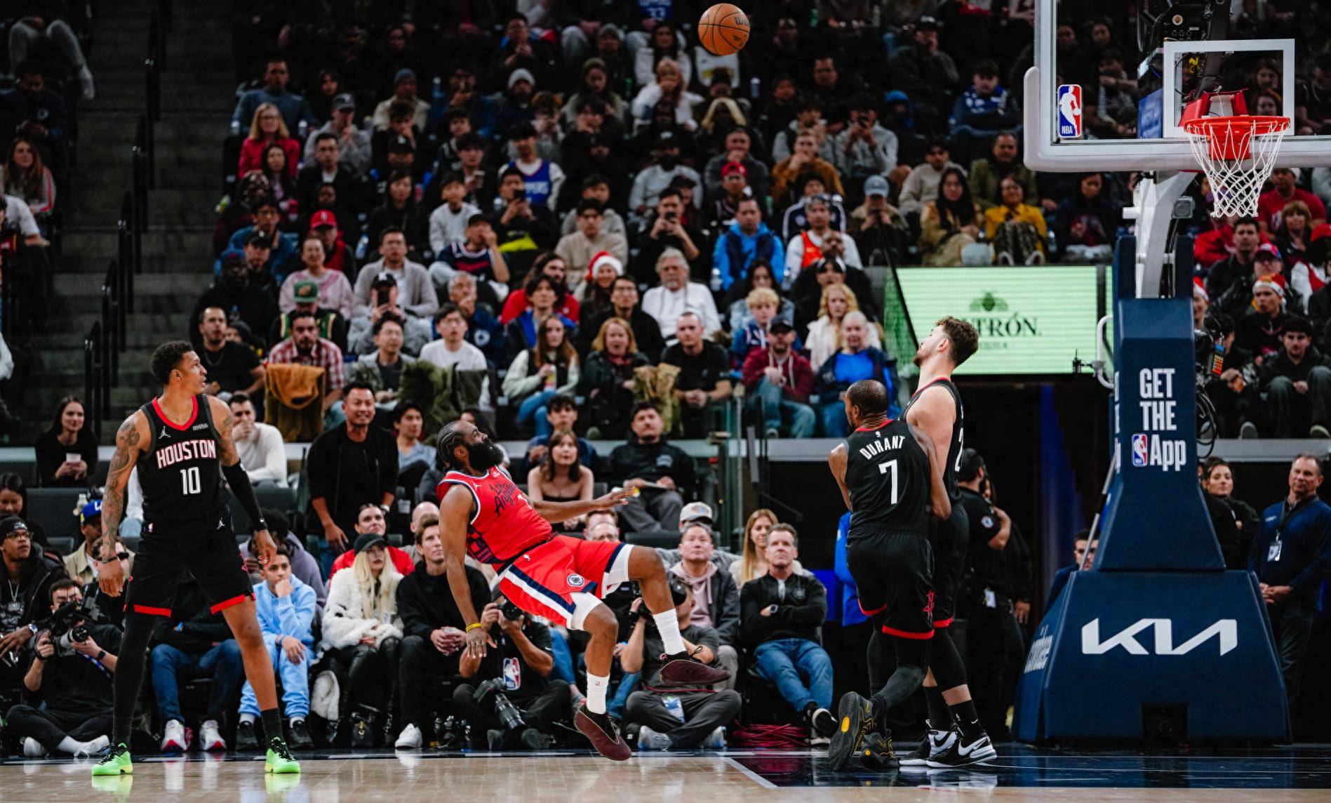 九游体育- 哈登足球 